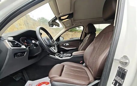 BMW 3 серия, 2022 год, 2 679 999 рублей, 7 фотография