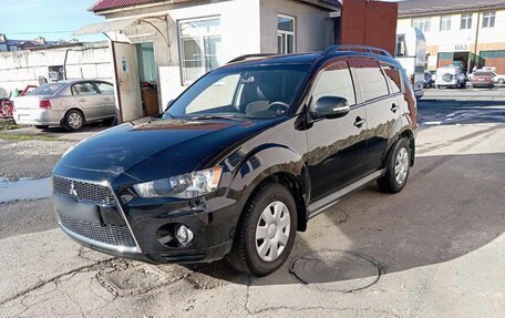 Mitsubishi Outlander III рестайлинг 3, 2011 год, 1 200 000 рублей, 5 фотография