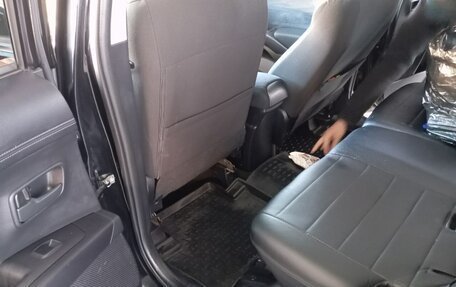 Mitsubishi Outlander III рестайлинг 3, 2011 год, 1 200 000 рублей, 16 фотография