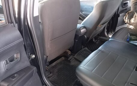 Mitsubishi Outlander III рестайлинг 3, 2011 год, 1 200 000 рублей, 9 фотография