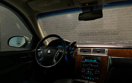 Chevrolet Tahoe III, 2013 год, 2 300 000 рублей, 7 фотография