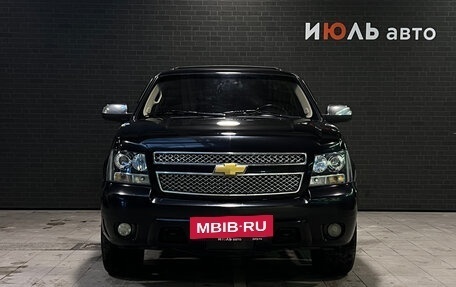 Chevrolet Tahoe III, 2013 год, 2 300 000 рублей, 2 фотография