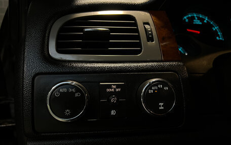 Chevrolet Tahoe III, 2013 год, 2 300 000 рублей, 15 фотография