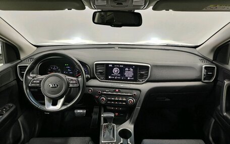 KIA Sportage IV рестайлинг, 2021 год, 2 690 000 рублей, 10 фотография