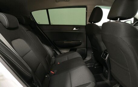 KIA Sportage IV рестайлинг, 2021 год, 2 690 000 рублей, 25 фотография