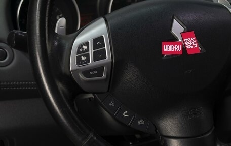 Mitsubishi Outlander III рестайлинг 3, 2010 год, 960 000 рублей, 12 фотография