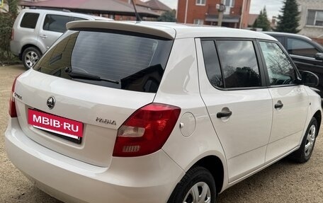 Skoda Fabia II, 2013 год, 560 000 рублей, 3 фотография