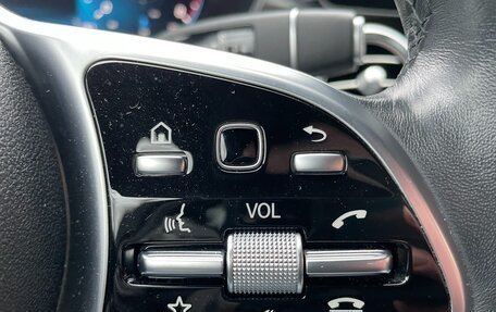 Mercedes-Benz C-Класс, 2019 год, 3 200 000 рублей, 21 фотография