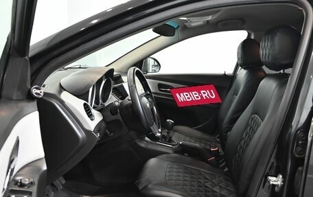 Chevrolet Cruze II, 2011 год, 680 000 рублей, 10 фотография