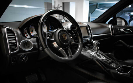 Porsche Cayenne III, 2015 год, 4 649 000 рублей, 7 фотография