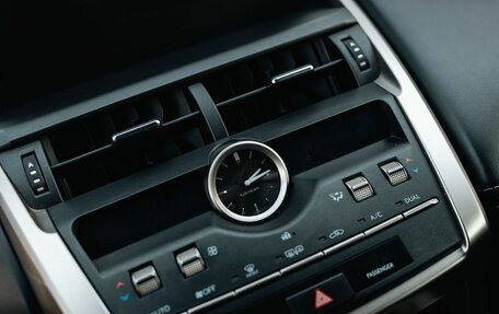 Lexus NX I, 2020 год, 2 999 999 рублей, 14 фотография