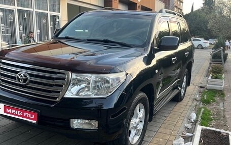 Toyota Land Cruiser 200, 2011 год, 3 000 000 рублей, 1 фотография