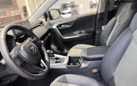 Toyota RAV4, 2025 год, 4 500 000 рублей, 9 фотография