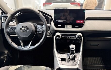 Toyota RAV4, 2025 год, 4 500 000 рублей, 10 фотография