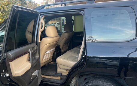 Toyota Land Cruiser 200, 2011 год, 3 000 000 рублей, 8 фотография