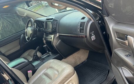 Toyota Land Cruiser 200, 2011 год, 3 000 000 рублей, 5 фотография