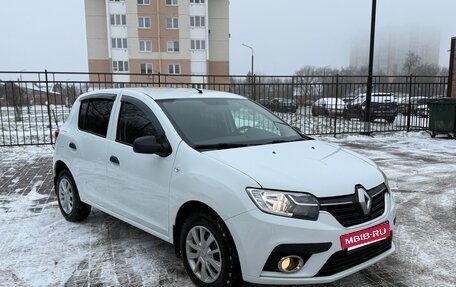Renault Sandero II рестайлинг, 2018 год, 830 000 рублей, 5 фотография