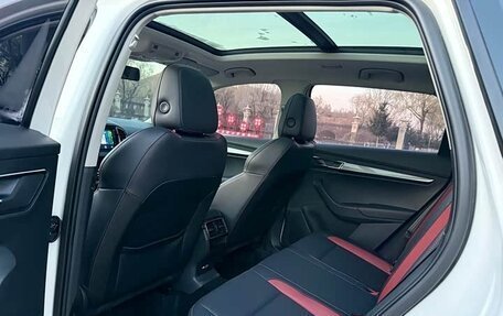 Skoda Karoq I, 2023 год, 1 970 000 рублей, 10 фотография