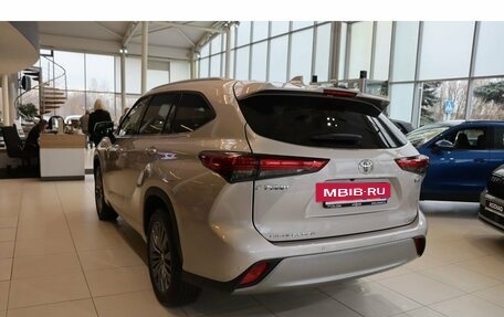 Toyota Highlander, 2025 год, 6 190 000 рублей, 3 фотография