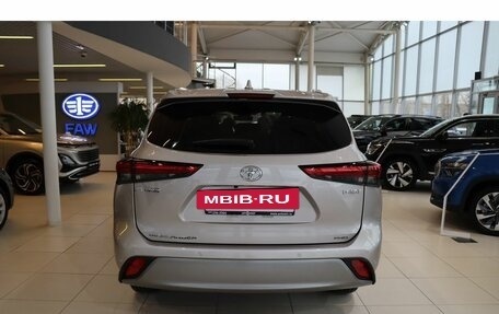 Toyota Highlander, 2025 год, 6 190 000 рублей, 4 фотография