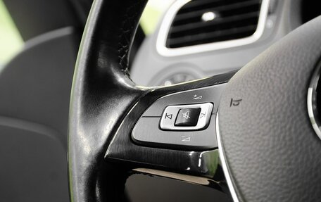 Volkswagen Polo VI (EU Market), 2017 год, 1 300 000 рублей, 16 фотография