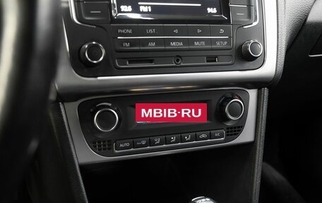 Volkswagen Polo VI (EU Market), 2017 год, 1 300 000 рублей, 19 фотография