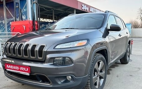 Jeep Cherokee, 2016 год, 1 900 000 рублей, 3 фотография