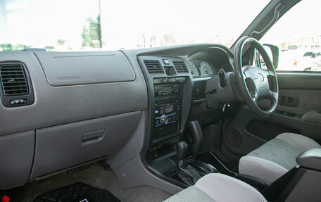 Toyota Hilux Surf III рестайлинг, 2002 год, 1 448 000 рублей, 11 фотография