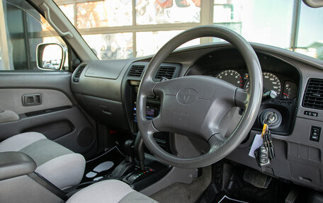 Toyota Hilux Surf III рестайлинг, 2002 год, 1 448 000 рублей, 18 фотография