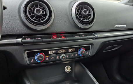 Audi A3, 2017 год, 1 880 000 рублей, 28 фотография