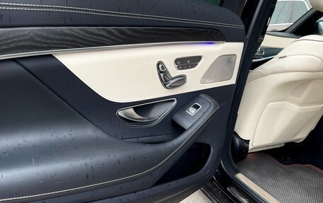 Mercedes-Benz S-Класс, 2018 год, 4 200 000 рублей, 9 фотография