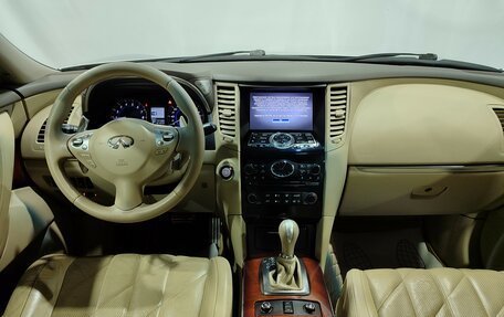 Infiniti FX II, 2012 год, 1 700 000 рублей, 15 фотография
