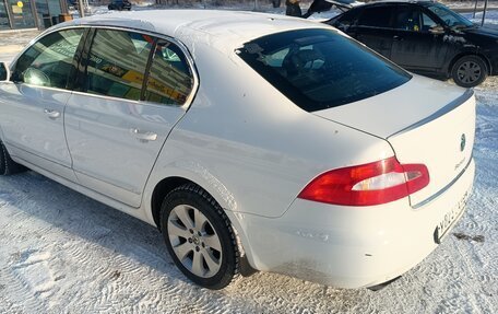 Skoda Superb III рестайлинг, 2011 год, 750 000 рублей, 5 фотография