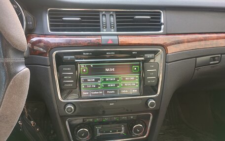 Skoda Superb III рестайлинг, 2011 год, 750 000 рублей, 11 фотография