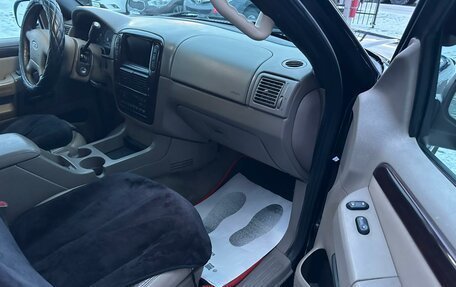 Ford Explorer III, 2004 год, 759 000 рублей, 12 фотография