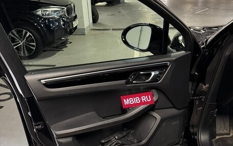 Porsche Macan I рестайлинг, 2021 год, 5 675 000 рублей, 9 фотография