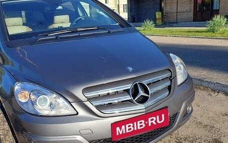 Mercedes-Benz B-Класс, 2011 год, 980 000 рублей, 1 фотография