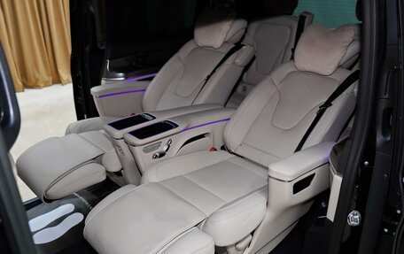 Mercedes-Benz V-Класс, 2025 год, 14 400 000 рублей, 20 фотография