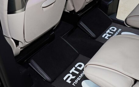 Mercedes-Benz V-Класс, 2025 год, 14 400 000 рублей, 19 фотография