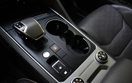 Volkswagen Touareg III, 2020 год, 4 900 000 рублей, 14 фотография