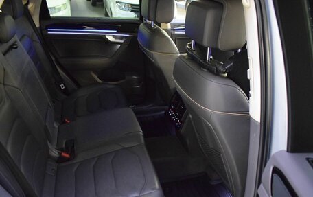 Volkswagen Touareg III, 2020 год, 4 900 000 рублей, 19 фотография