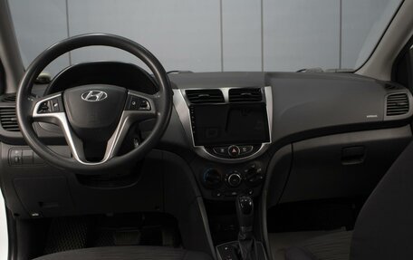 Hyundai Solaris II рестайлинг, 2015 год, 990 000 рублей, 5 фотография