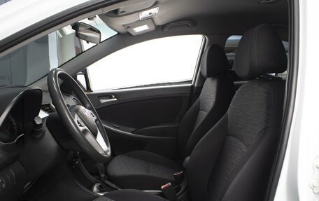 Hyundai Solaris II рестайлинг, 2015 год, 990 000 рублей, 8 фотография