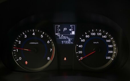 Hyundai Solaris II рестайлинг, 2015 год, 990 000 рублей, 14 фотография