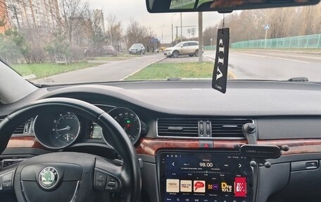 Skoda Superb III рестайлинг, 2011 год, 835 000 рублей, 12 фотография