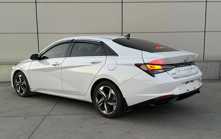 Hyundai Elantra, 2022 год, 1 520 000 рублей, 2 фотография