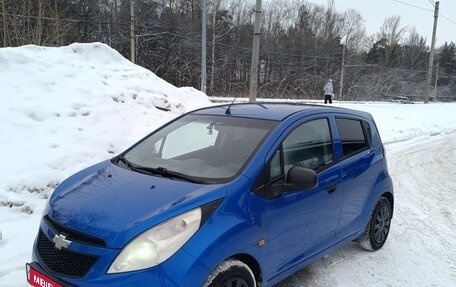 Chevrolet Spark III, 2011 год, 549 999 рублей, 1 фотография