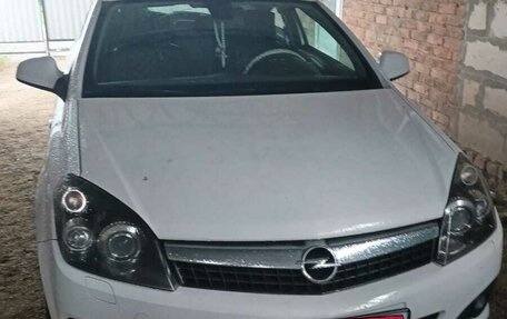 Opel Astra H, 2010 год, 680 000 рублей, 1 фотография