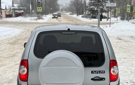 Chevrolet Niva I рестайлинг, 2015 год, 515 000 рублей, 4 фотография