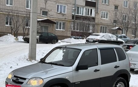 Chevrolet Niva I рестайлинг, 2015 год, 515 000 рублей, 2 фотография